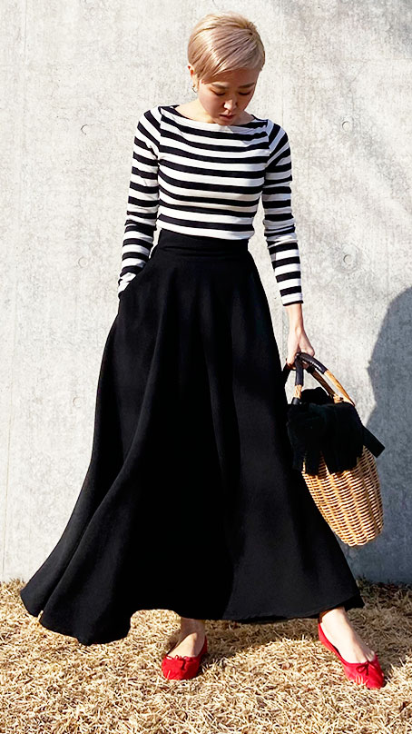 ロングフレアスカート