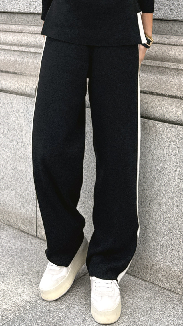 ウールサイドラインニットパンツ