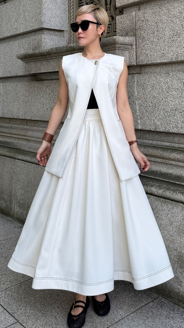 ステッチチュールインスカート