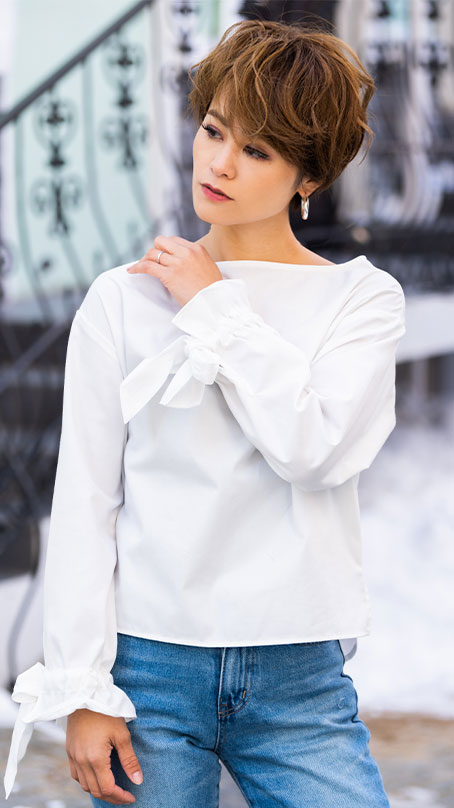 袖リボントップス