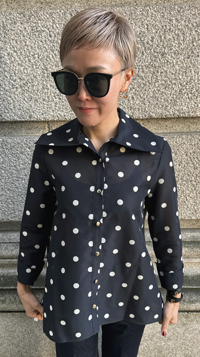 日本製ラグジュアリードットブラウス（北陸生産生地）