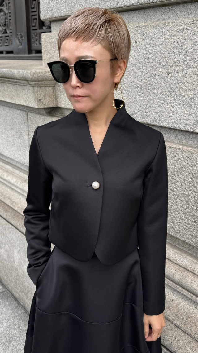 JENNEショートジャケット