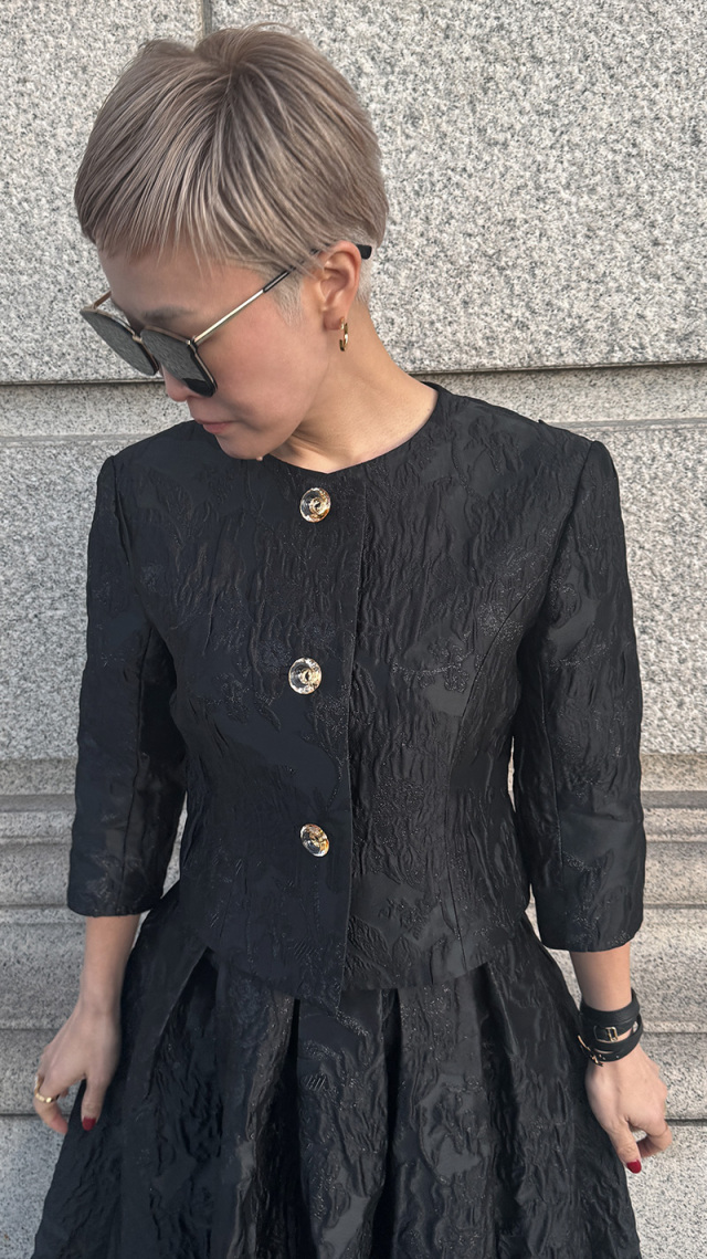 ジャガードクラシカルジャケット